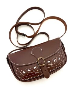 Bolso de Piel Rociero Picado con Hebilla
