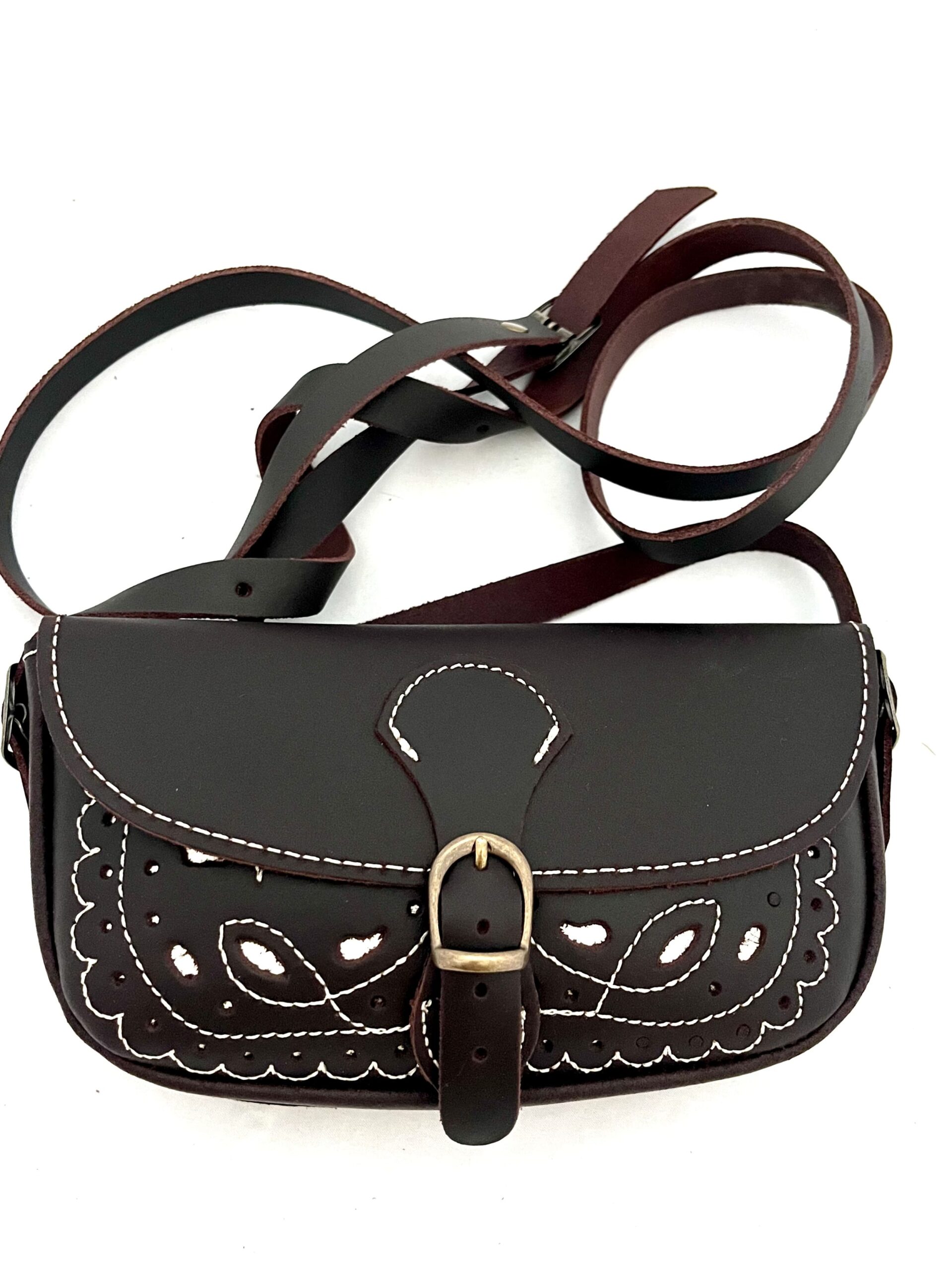 Bolso de Piel Rociero Picado con Hebilla