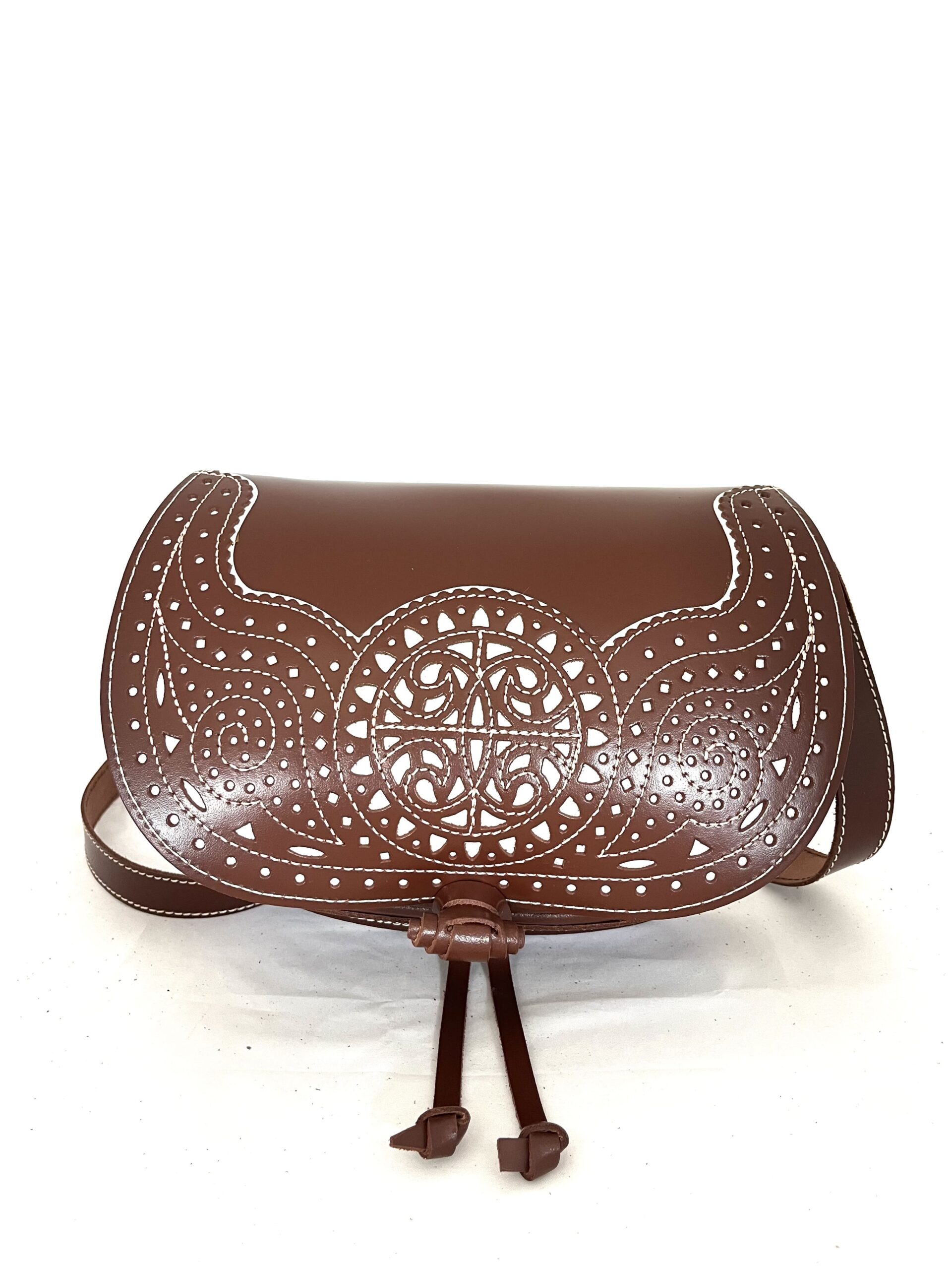 Bolso Media Luna Picado de Cuero