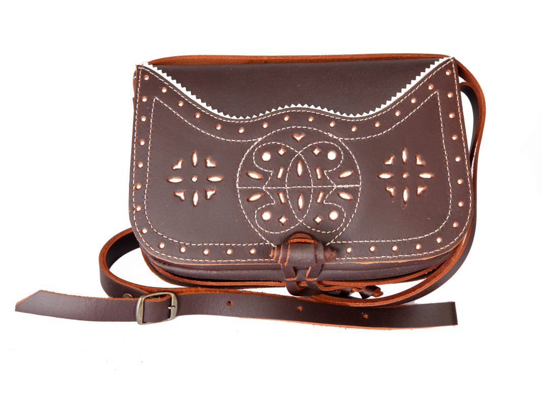 Bolsos rocieros para la romería