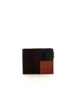 Cartera de piel bicolor con detalle en esquina y cierre